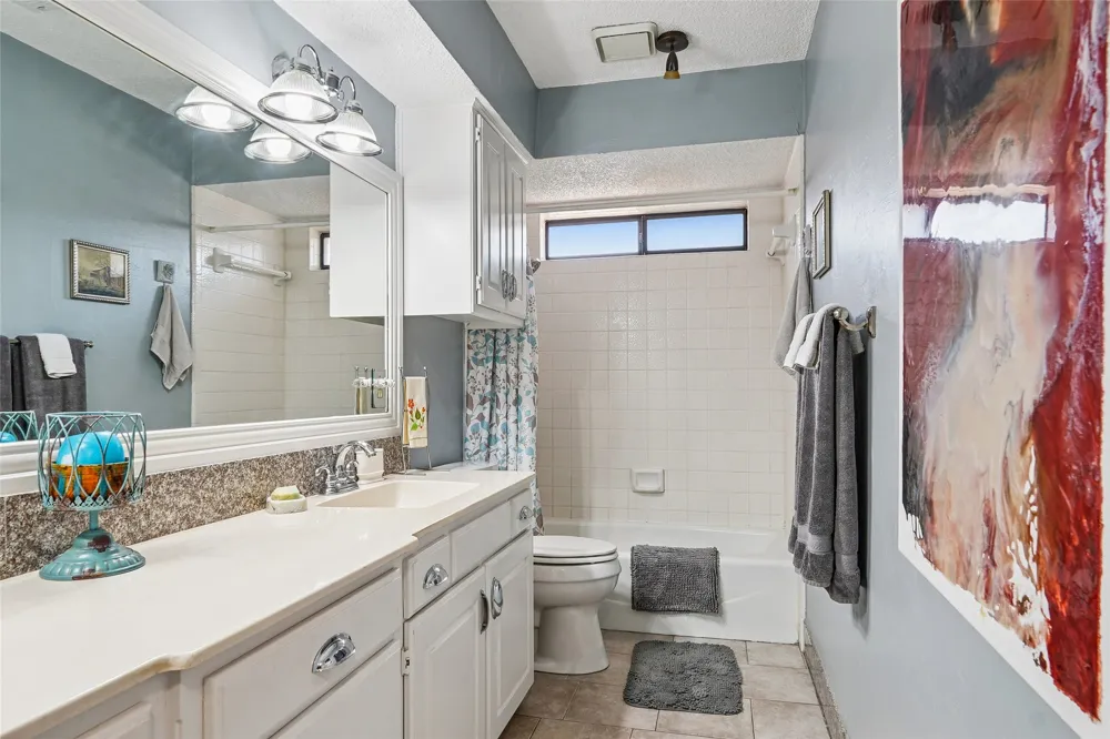 229 Turpin Drive Highland Village, TX 75077