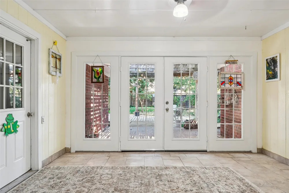 229 Turpin Drive Highland Village, TX 75077