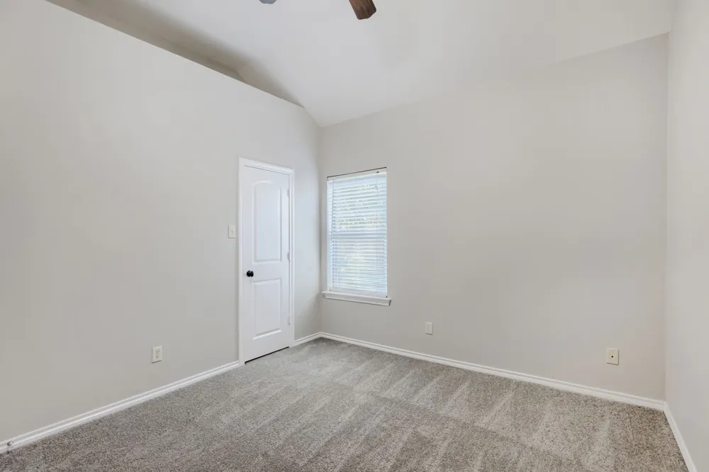 1104 Irwin Drive Hurst, TX 76053