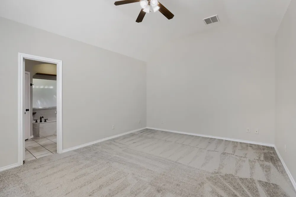 1104 Irwin Drive Hurst, TX 76053