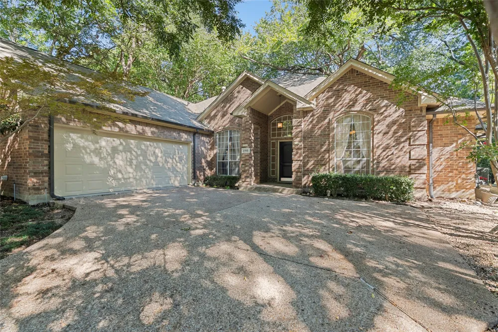 2702 Woodstream Lane McKinney, TX 75072