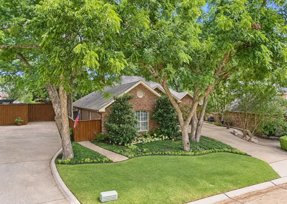 2702 Woodstream Lane McKinney, TX 75072