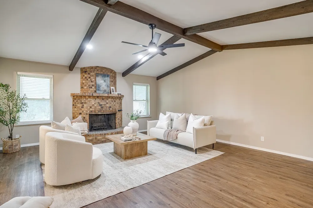 105 Lakeway Drive Benbrook, TX 76126