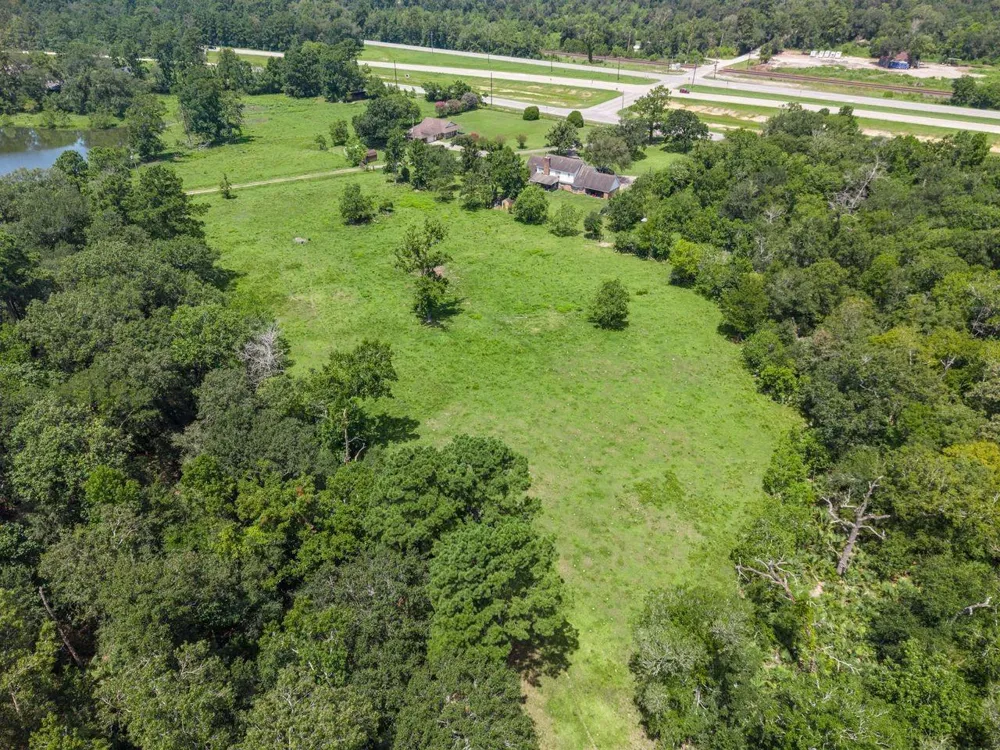 9810 Highway 90 Crosby, TX 77532