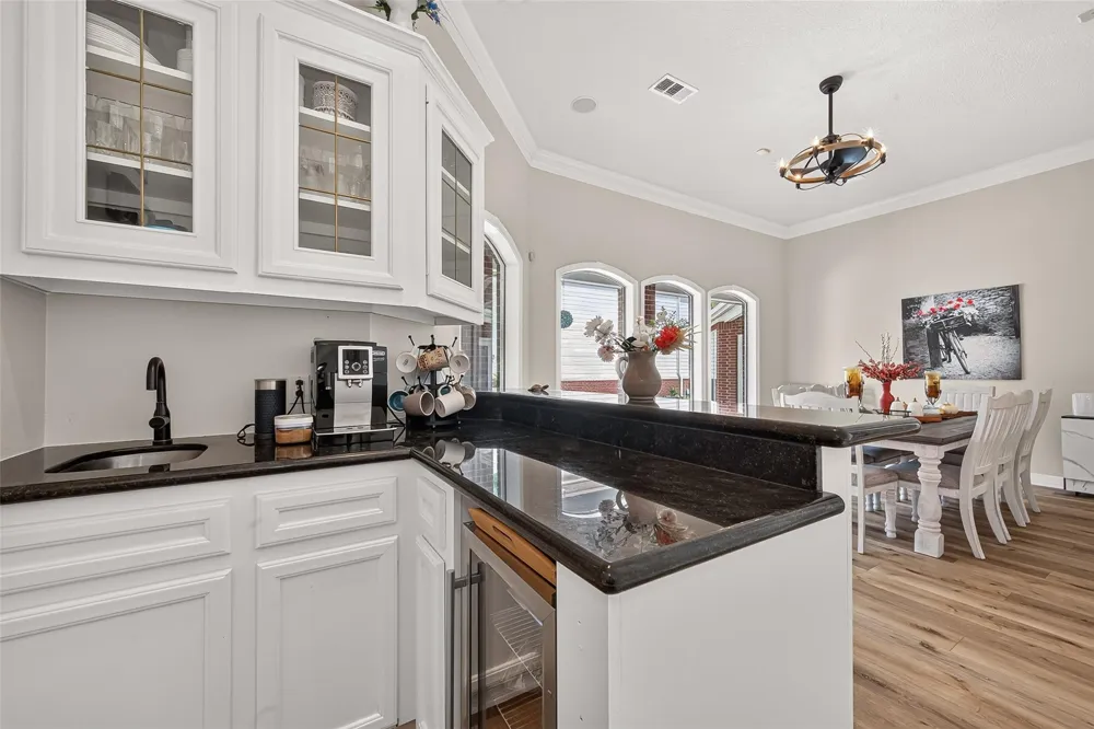3019 S Saddlebrook Lane Katy, TX 77494