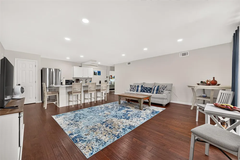 3019 S Saddlebrook Lane Katy, TX 77494