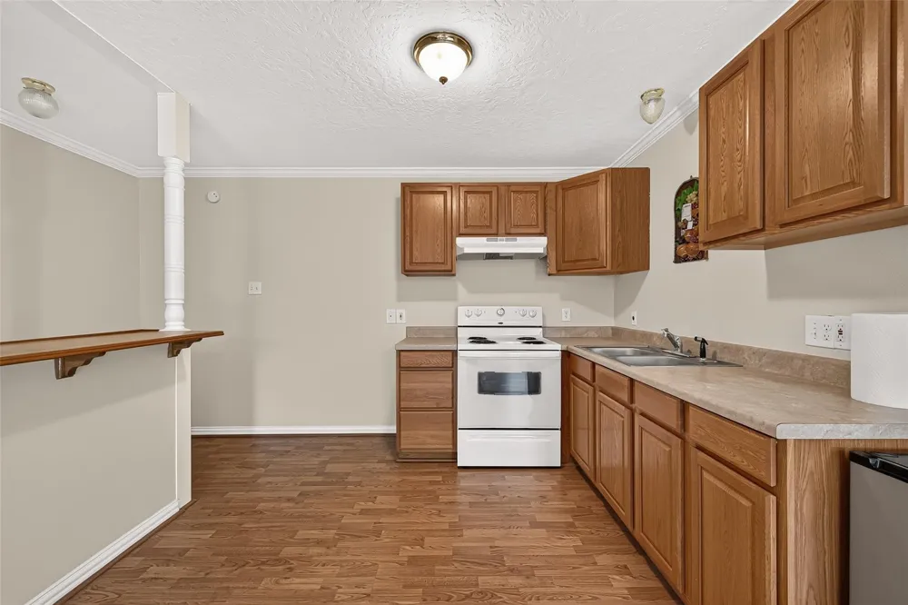 3019 S Saddlebrook Lane Katy, TX 77494