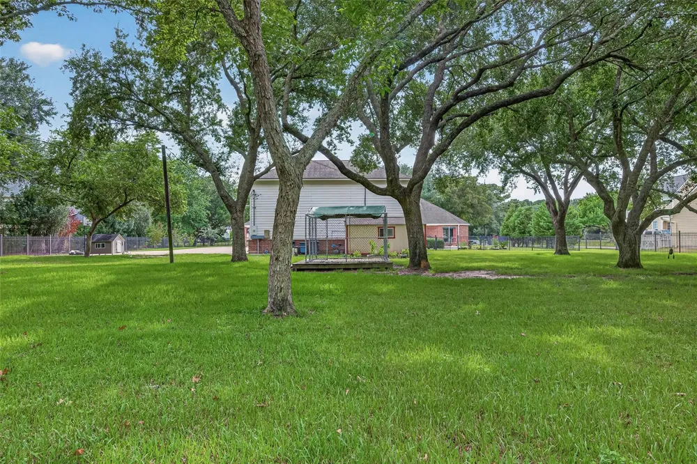 3019 S Saddlebrook Lane Katy, TX 77494