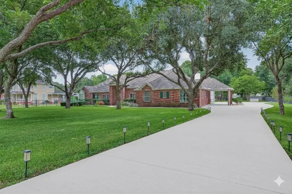 3019 S Saddlebrook Lane Katy, TX 77494