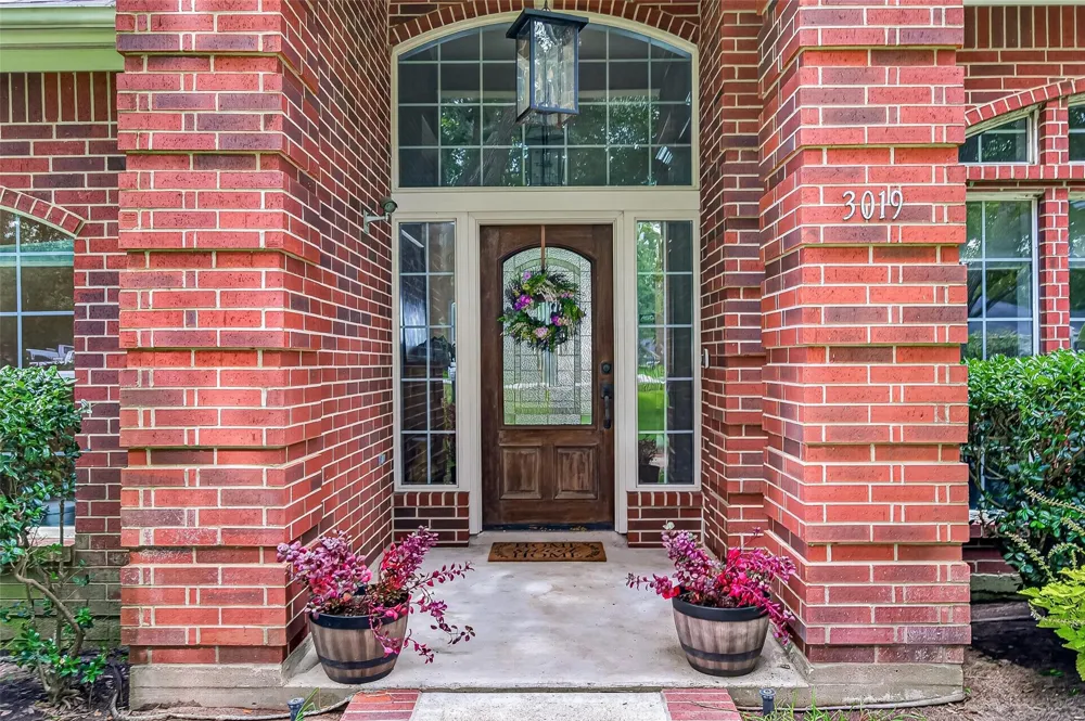 3019 S Saddlebrook Lane Katy, TX 77494