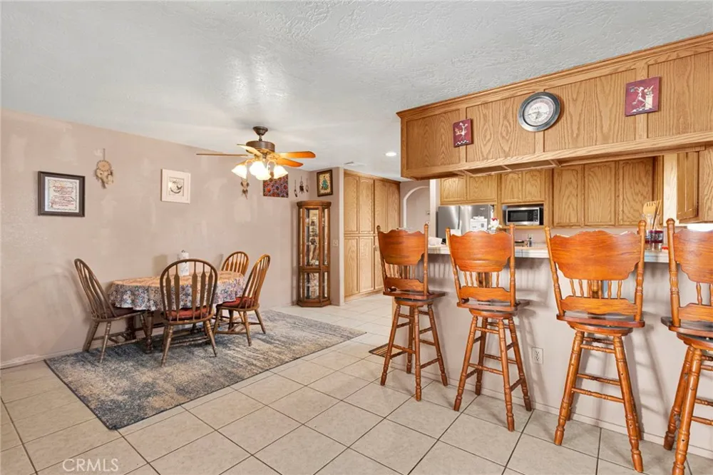 16165 Pine Hesperia, CA 92345