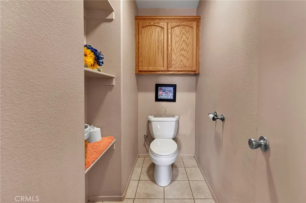 16165 Pine Hesperia, CA 92345