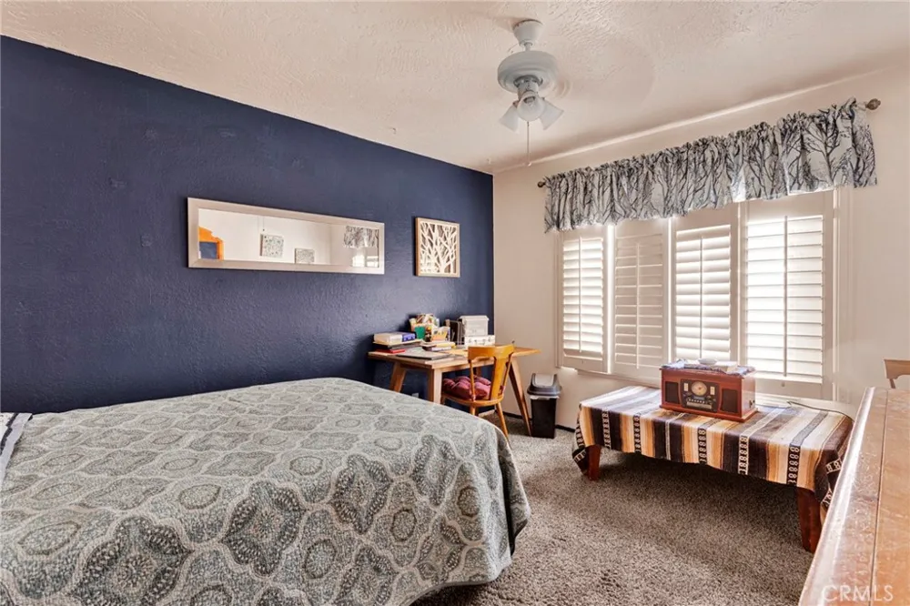 16165 Pine Hesperia, CA 92345