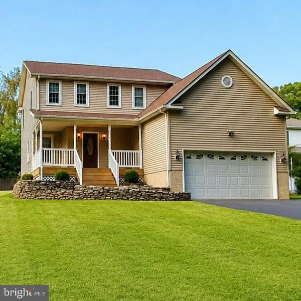 8115 OAK WOOD DRIVE King George, VA 22485