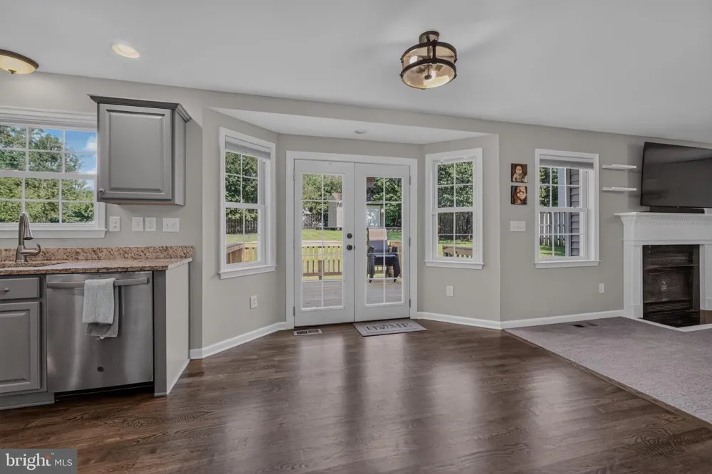 8115 OAK WOOD DRIVE King George, VA 22485