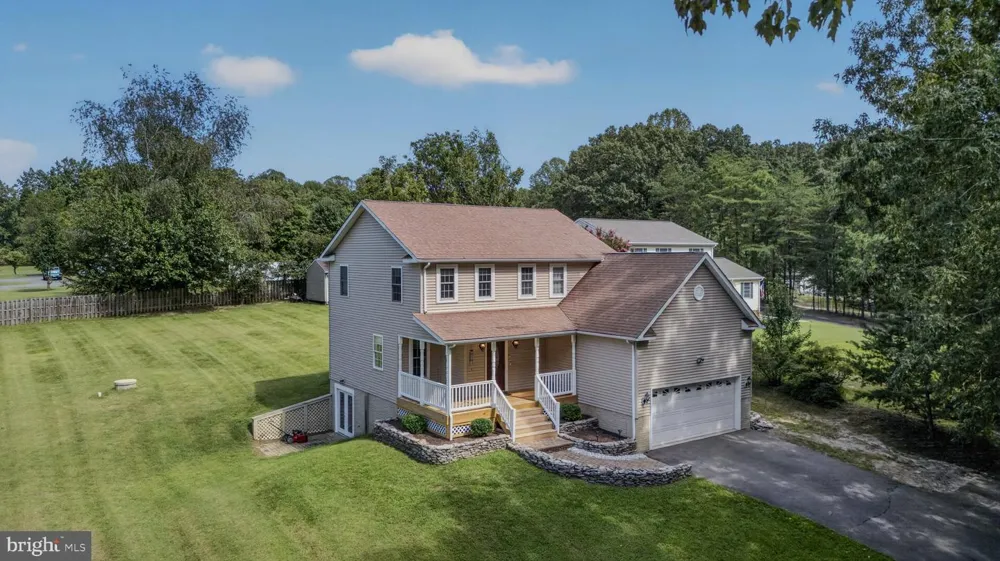 8115 OAK WOOD DRIVE King George, VA 22485