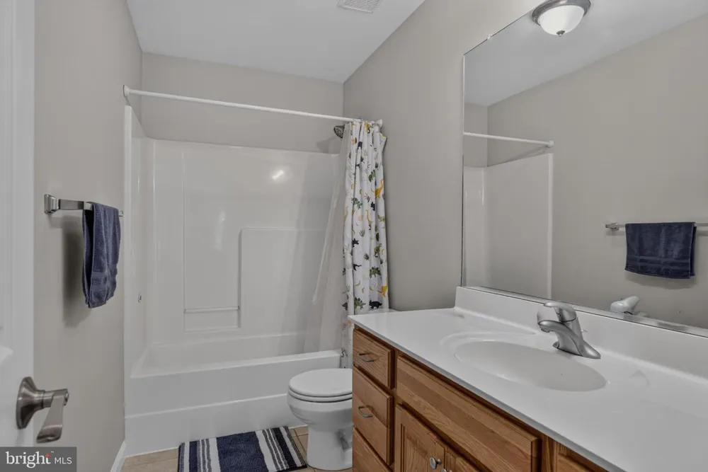 8115 OAK WOOD DRIVE King George, VA 22485
