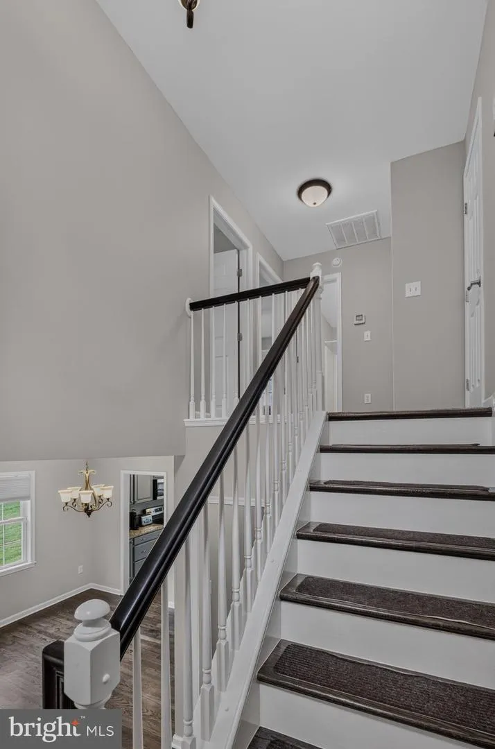 8115 OAK WOOD DRIVE King George, VA 22485