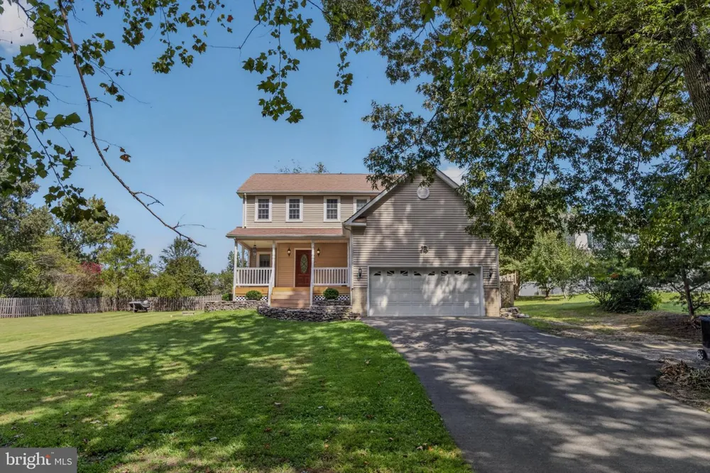 8115 OAK WOOD DRIVE King George, VA 22485