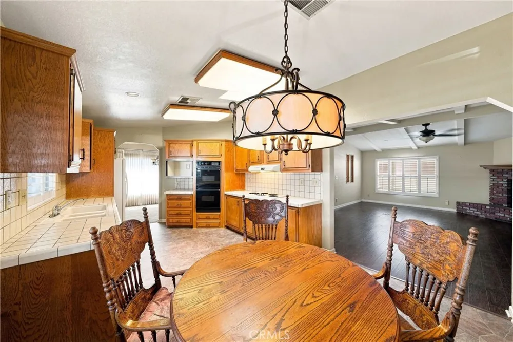 840 E Foothill #205 Azusa, CA 91702