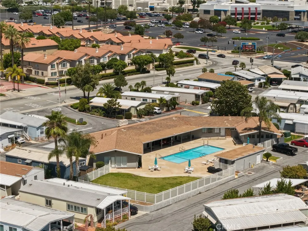 840 E Foothill #205 Azusa, CA 91702