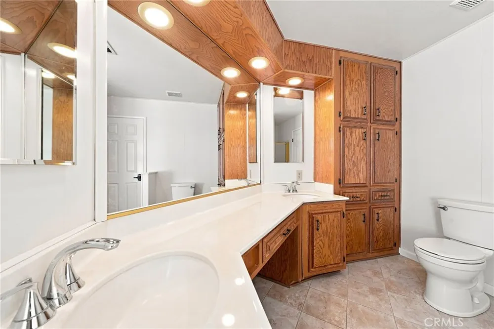 840 E Foothill #205 Azusa, CA 91702