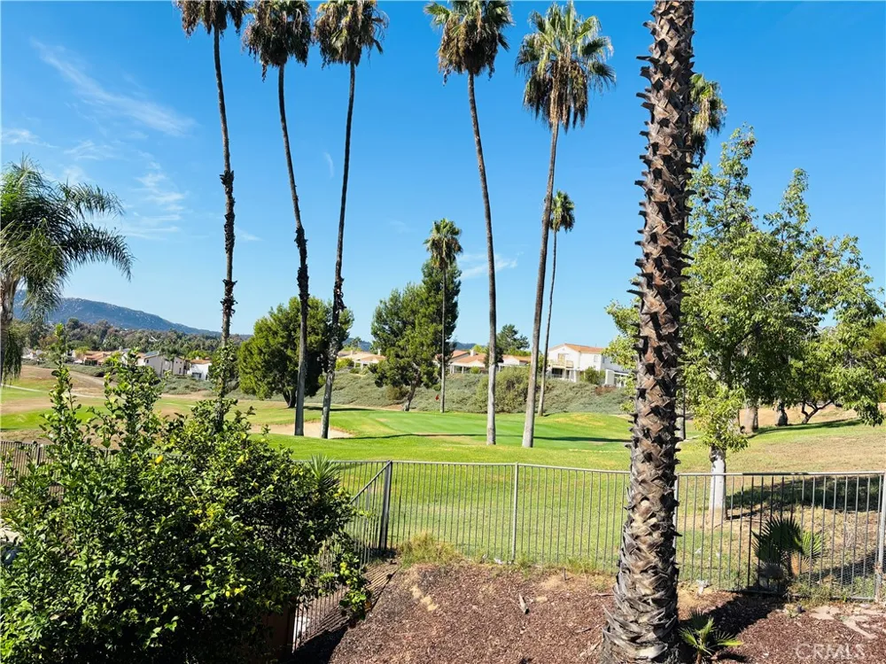 41953 Delmonte Temecula, CA 92591