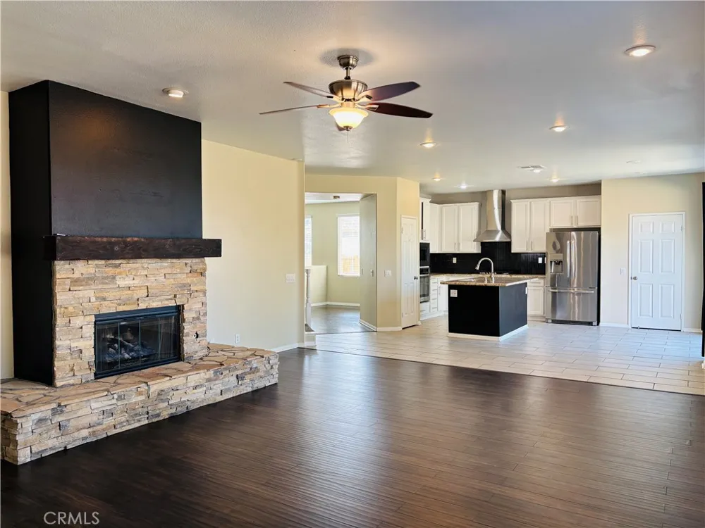 41953 Delmonte Temecula, CA 92591