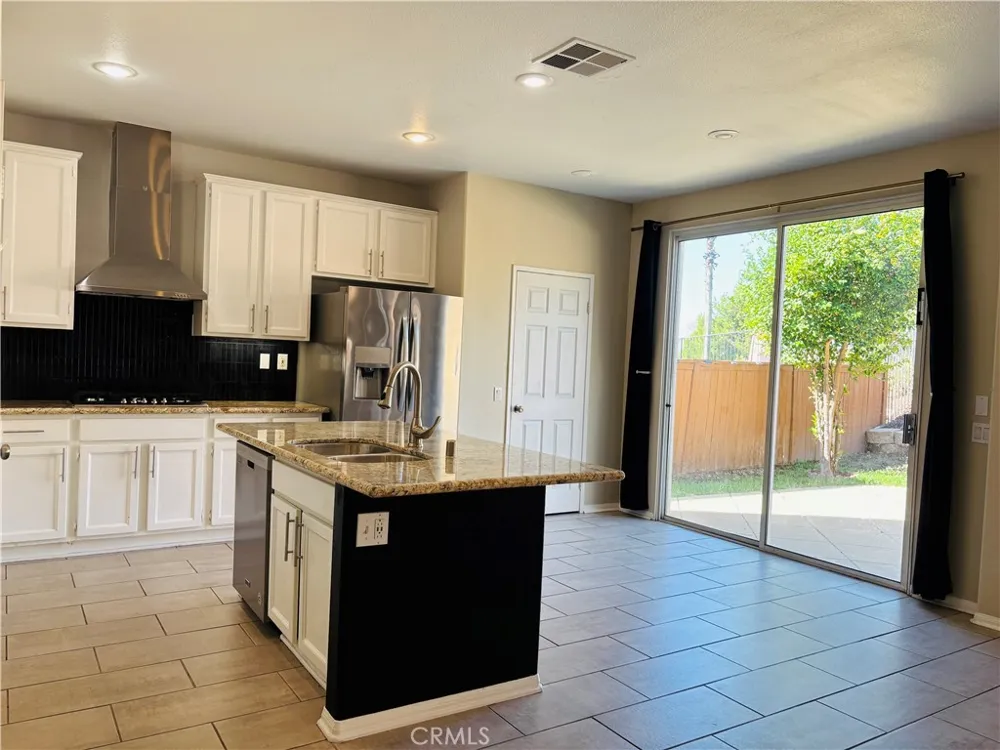 41953 Delmonte Temecula, CA 92591