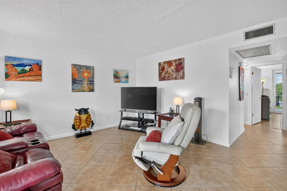 3121 Cambridge F #3121 Deerfield Beach, FL 33442