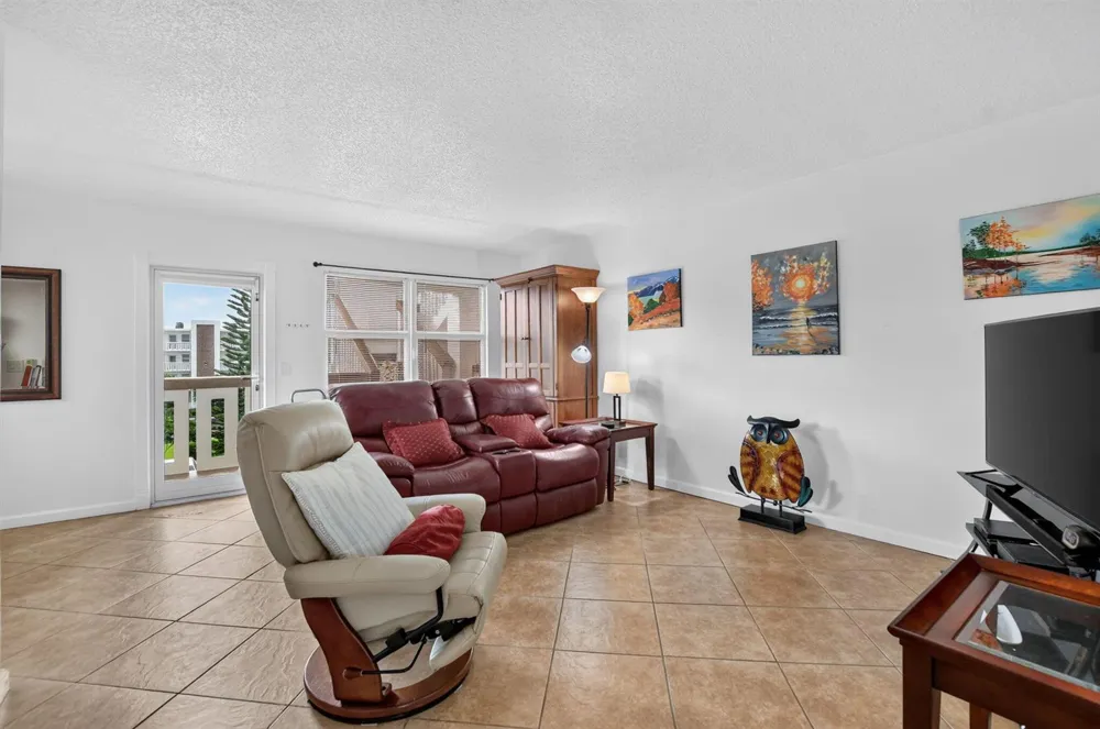 3121 Cambridge F #3121 Deerfield Beach, FL 33442