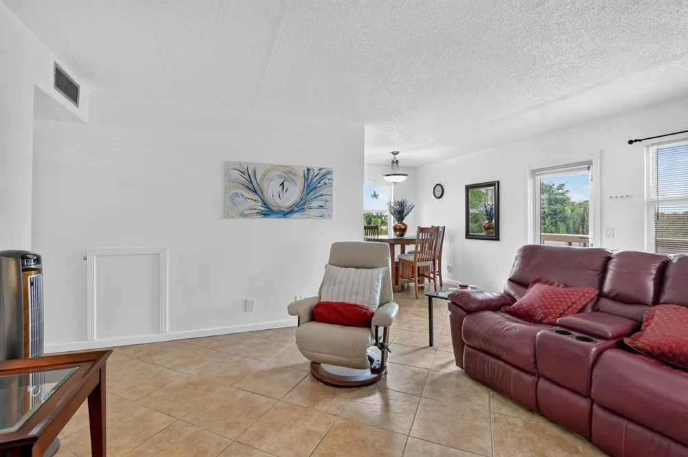 3121 Cambridge F #3121 Deerfield Beach, FL 33442