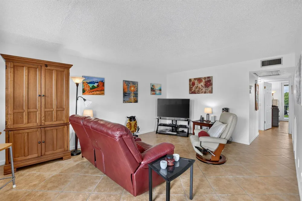 3121 Cambridge F #3121 Deerfield Beach, FL 33442