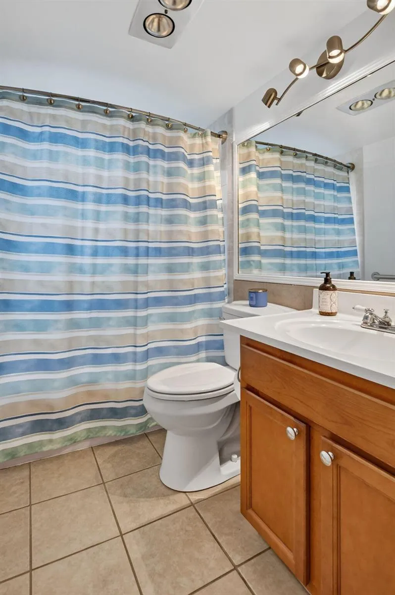3121 Cambridge F #3121 Deerfield Beach, FL 33442