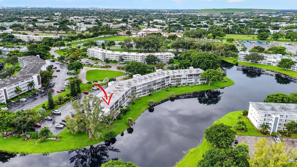 3121 Cambridge F #3121 Deerfield Beach, FL 33442