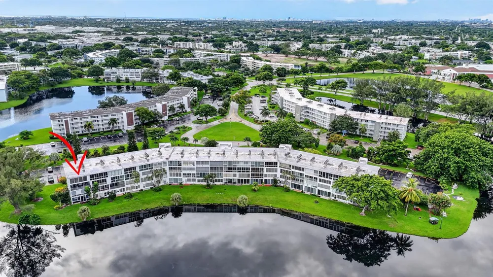3121 Cambridge F #3121 Deerfield Beach, FL 33442