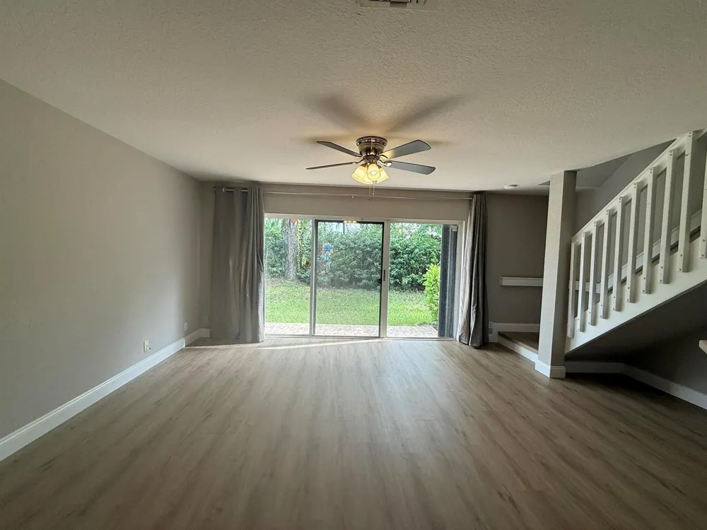 8956 NW 38TH DRIVE Coral Springs, FL 33065