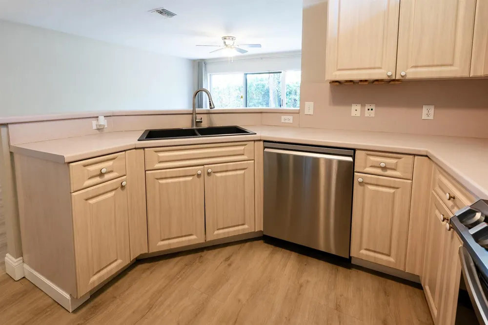 8956 NW 38TH DRIVE Coral Springs, FL 33065