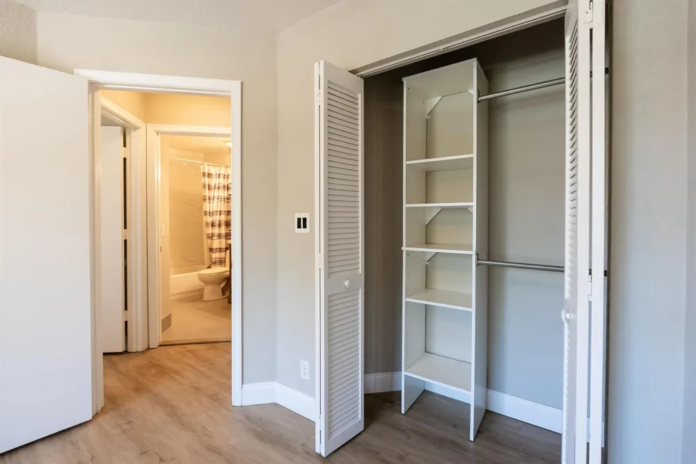 8956 NW 38TH DRIVE Coral Springs, FL 33065