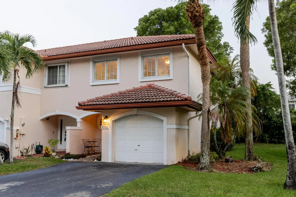 8956 NW 38TH DRIVE Coral Springs, FL 33065