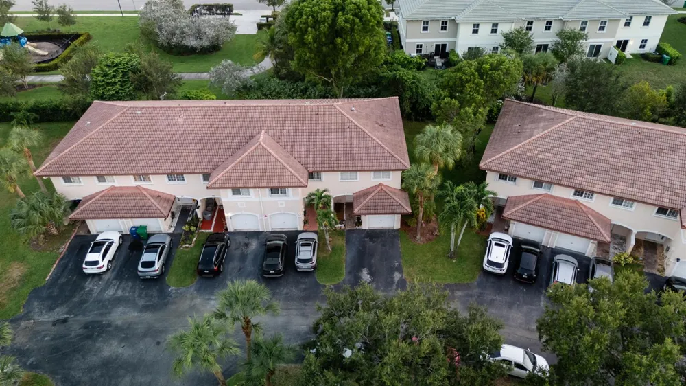 8956 NW 38TH DRIVE Coral Springs, FL 33065