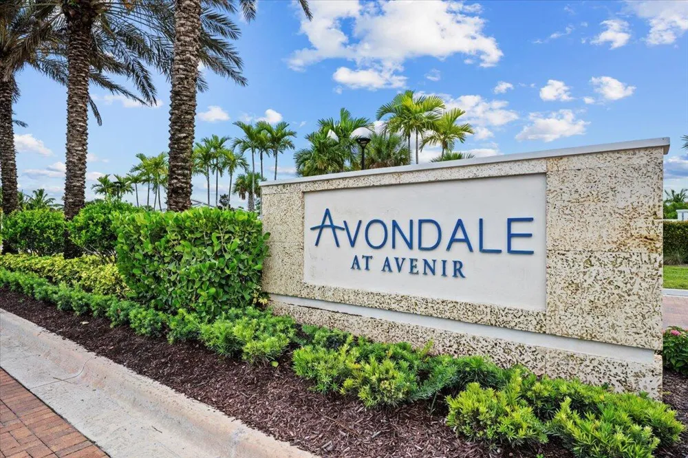 10571 Northbrook Circle Palm Beach Gardens, FL 33412