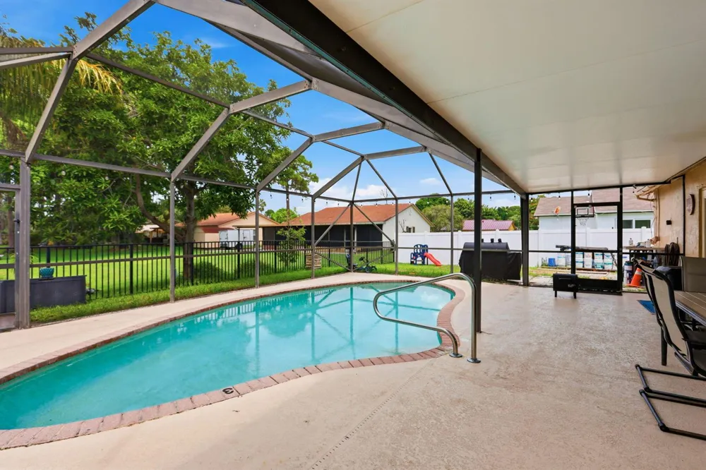 6101 CARTHAGE CIRCLE S Lake Worth, FL 33463