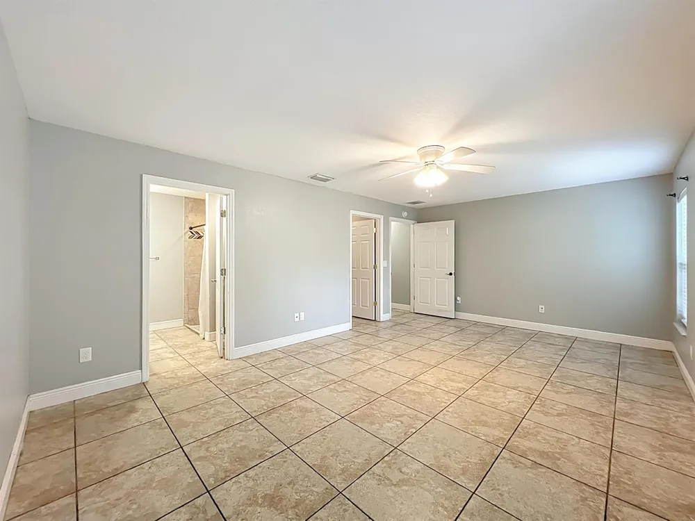 608 MASTERS AVENUE Wildwood, FL 34785