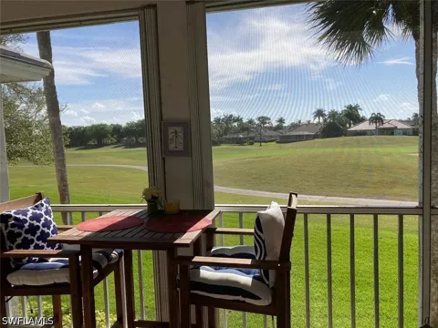 Twelve Oaks Circle #423