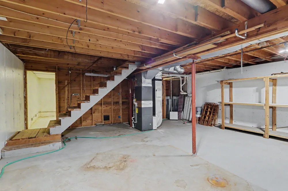 13228 S 5th Street Schoolcraft, MI 49087