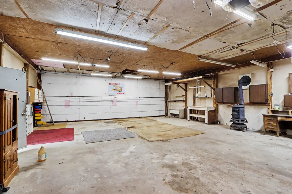 13228 S 5th Street Schoolcraft, MI 49087