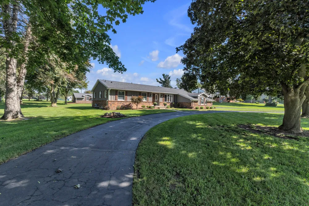 5160 Milwaukee Road Tecumseh, MI 49286