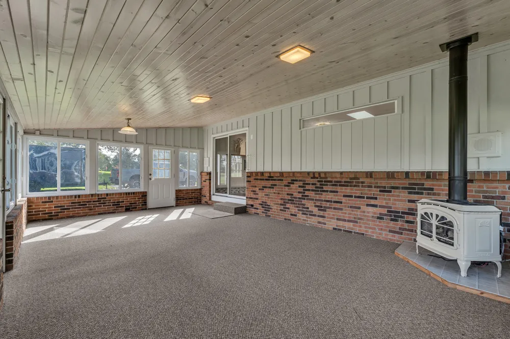 5160 Milwaukee Road Tecumseh, MI 49286