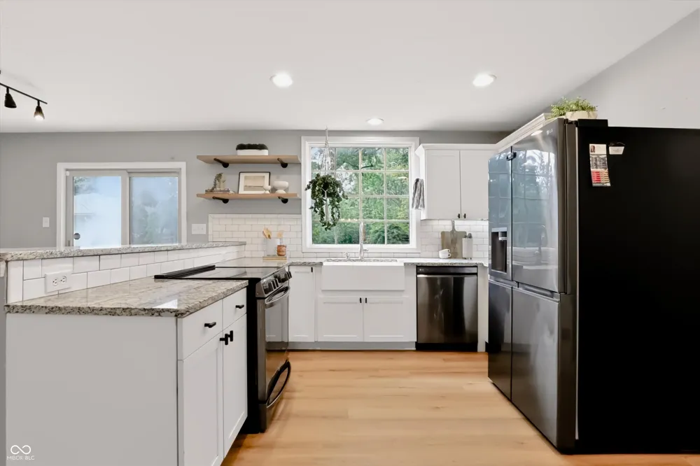 3608 Kessler Boulevard East Drive Indianapolis, IN 46220